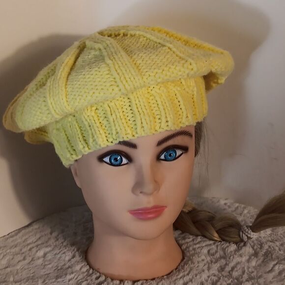 Yellow Knit Beret - Picture 7 of 7
